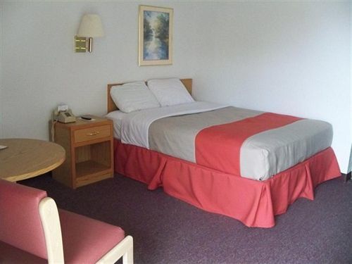 Capitol Inn & Suites Pierre Kültér fotó